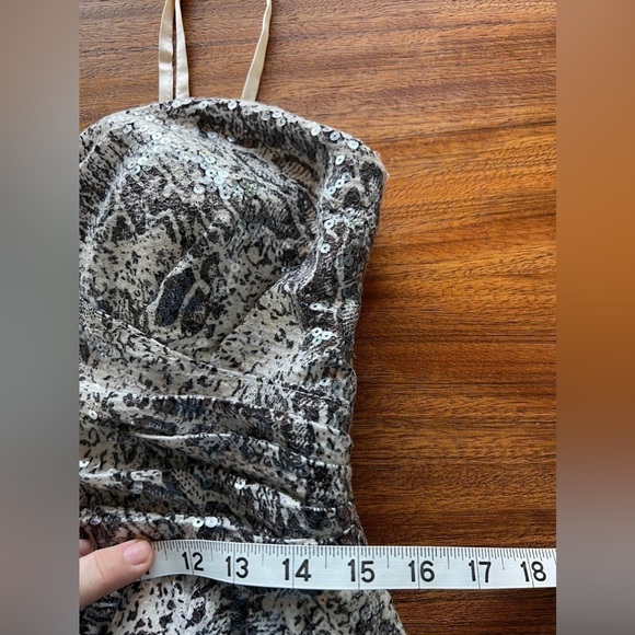 Oleg Cassini sequin snake skin print mini dress size 6 - Picture 13 of 14